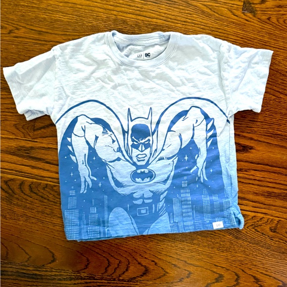 Gap boys blue ombré Batman t-shirt like new condition size 4T - Picture 1 of 1